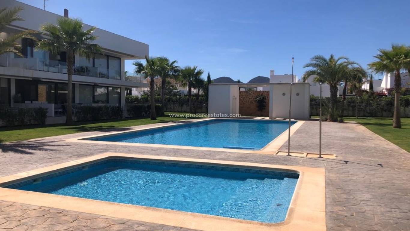 Reventa - Ático - Mar de Cristal