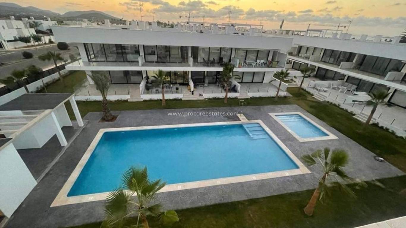 Reventa - Ático - Mar de Cristal