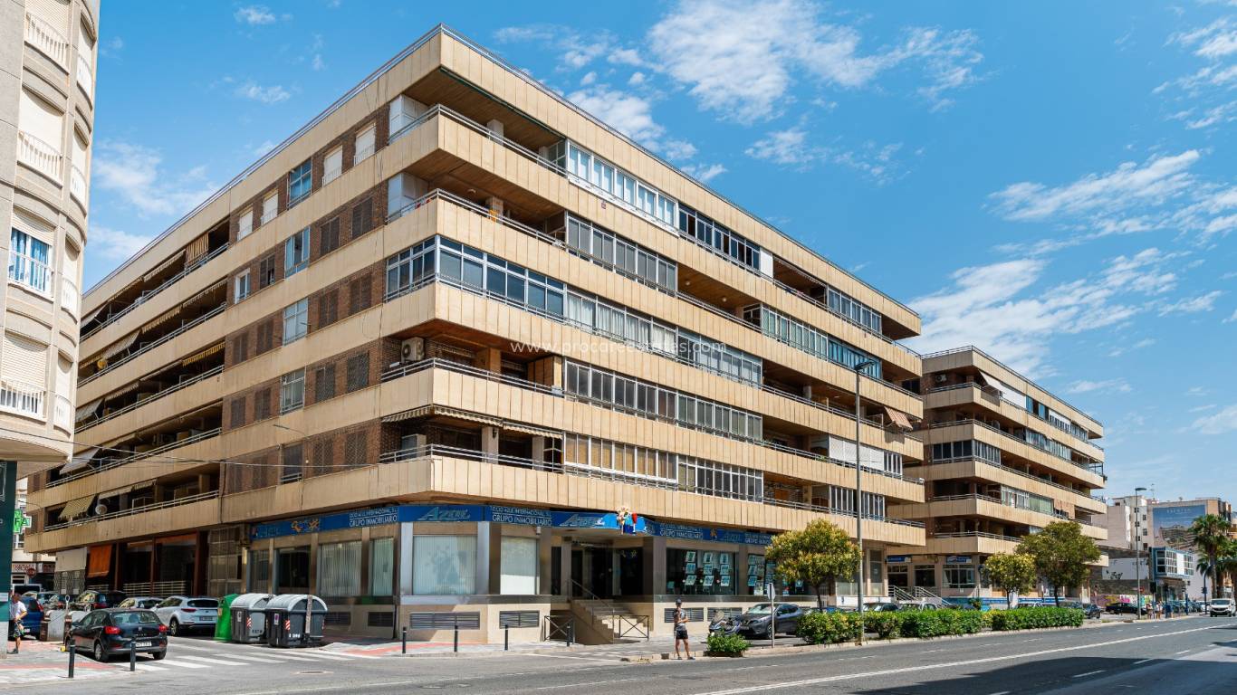 Reventa - Ático - Torrevieja