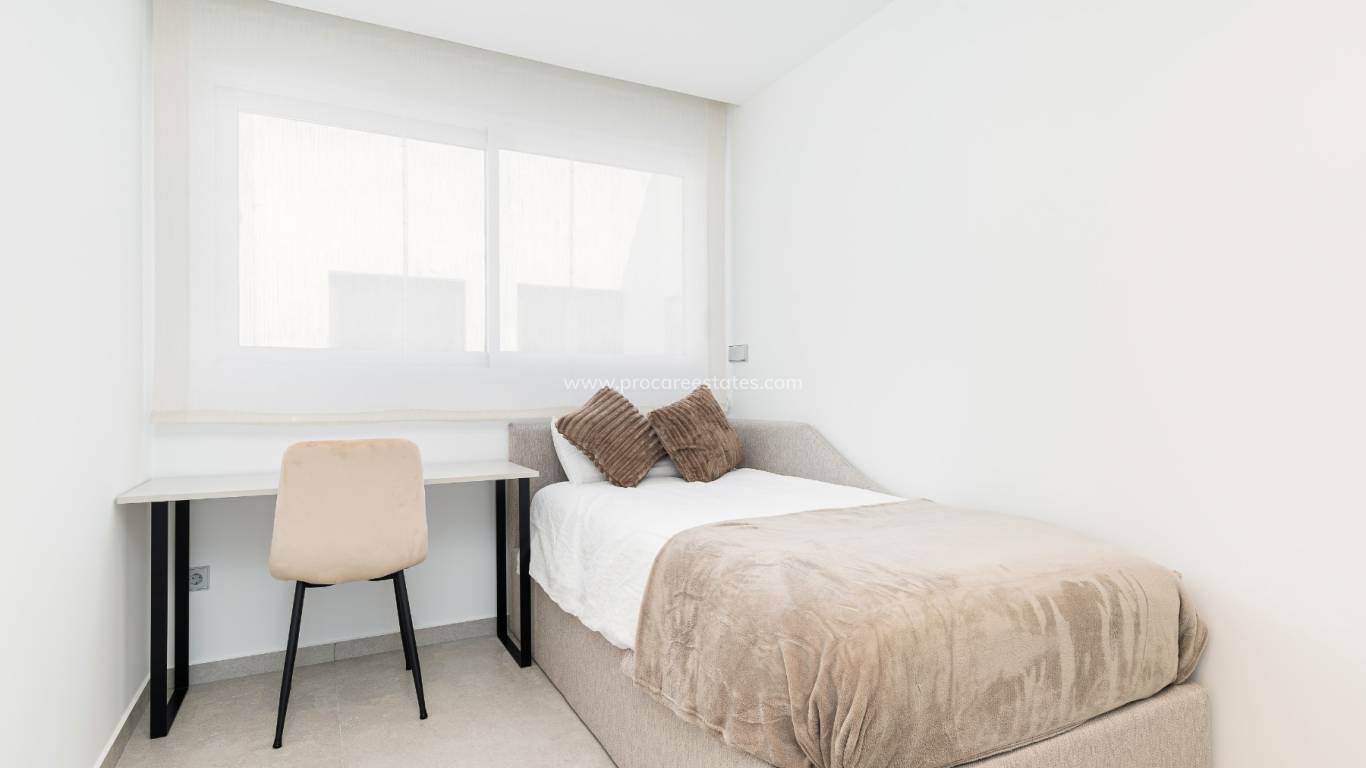 Reventa - Ático - Torrevieja