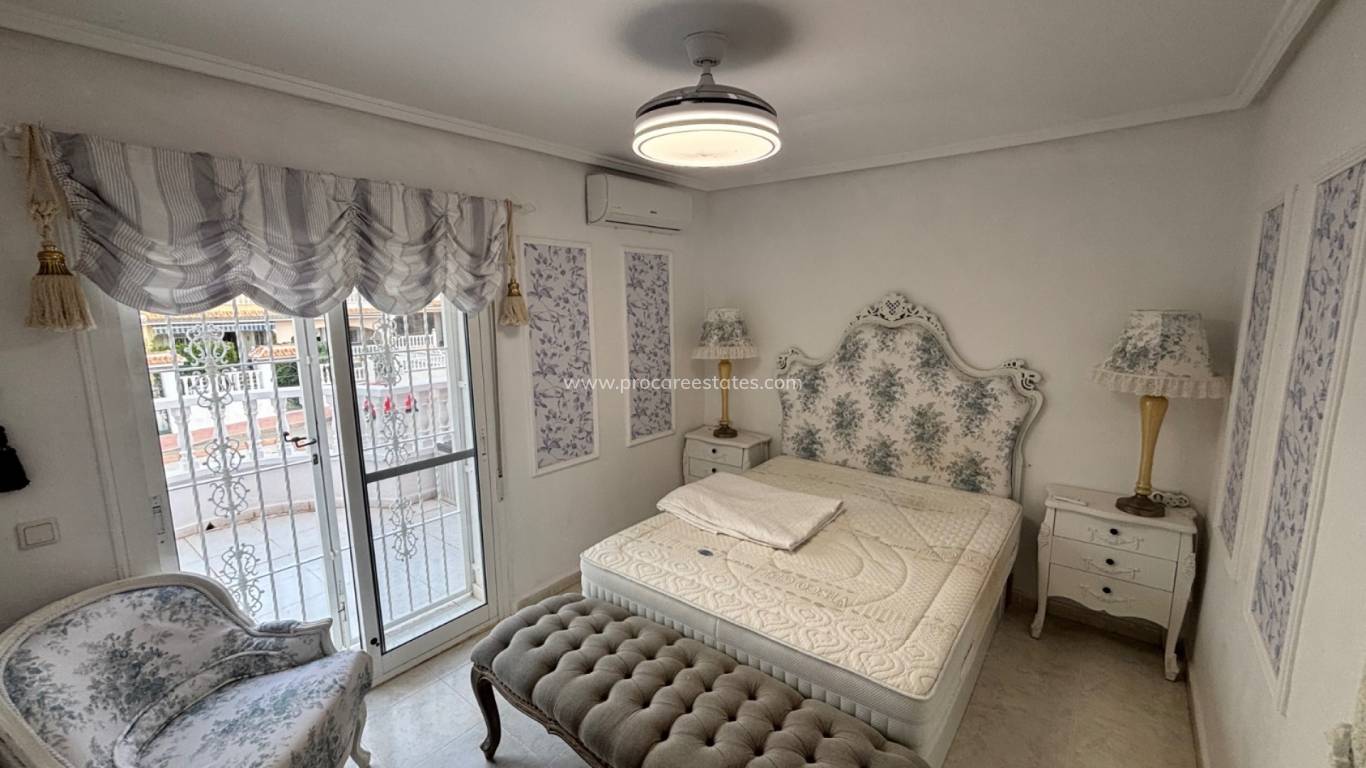 Reventa - Casa de pueblo - Benijofar - Monte Azul