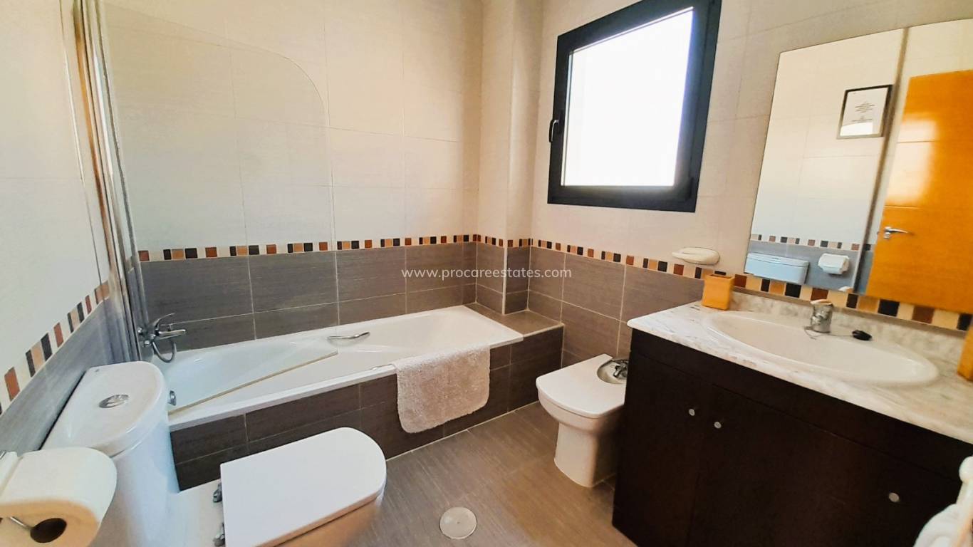 Reventa - Casa de pueblo - Ciudad Quesada - Lo Marabu