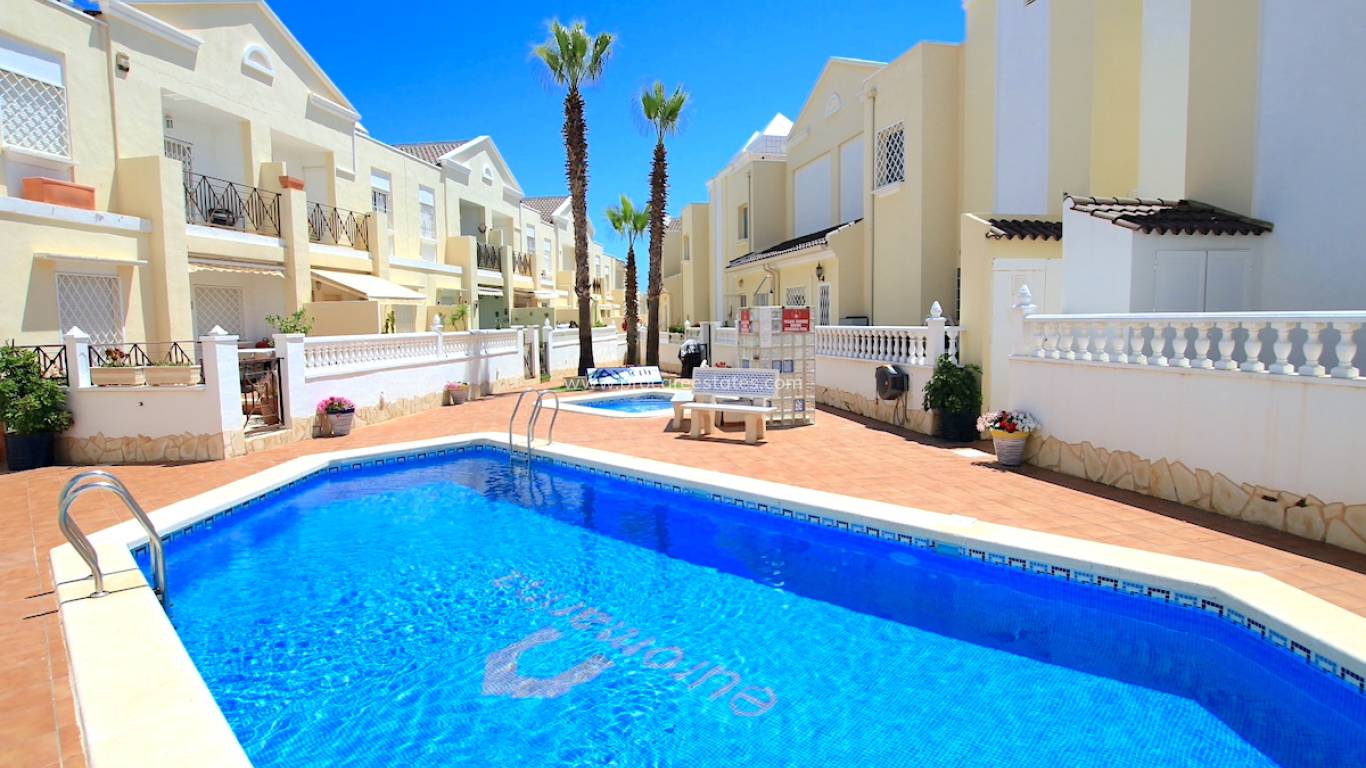 Reventa - Casa de pueblo - Ciudad Quesada