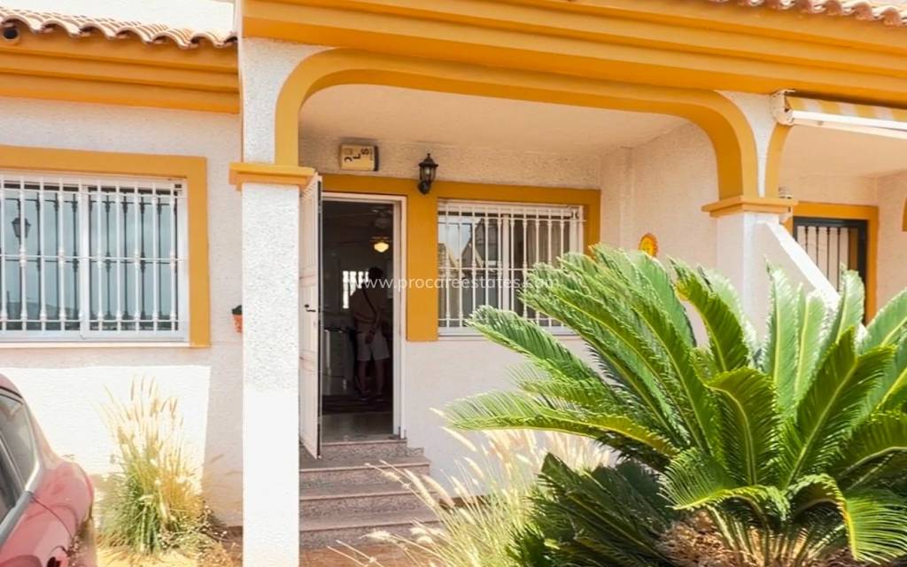 Reventa - Casa de pueblo - Daya Nueva