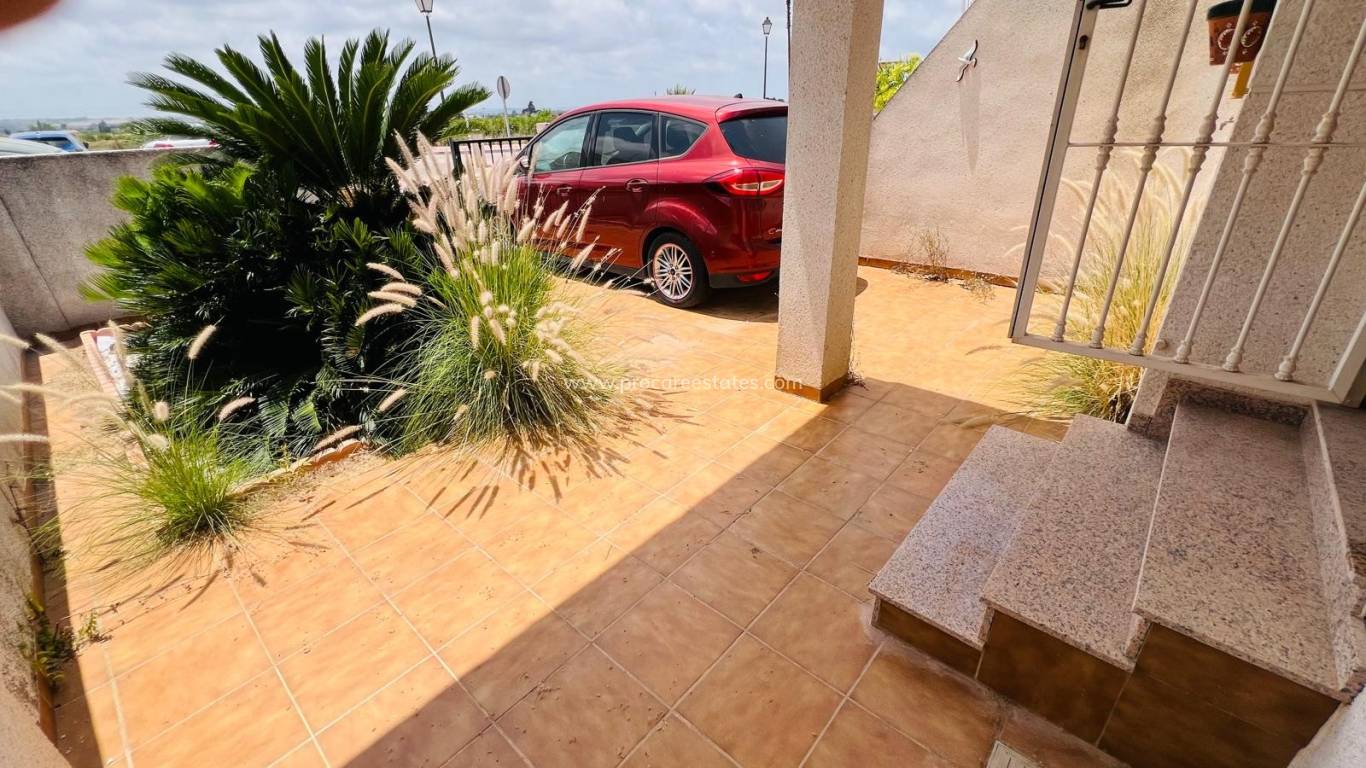 Reventa - Casa de pueblo - Daya Nueva