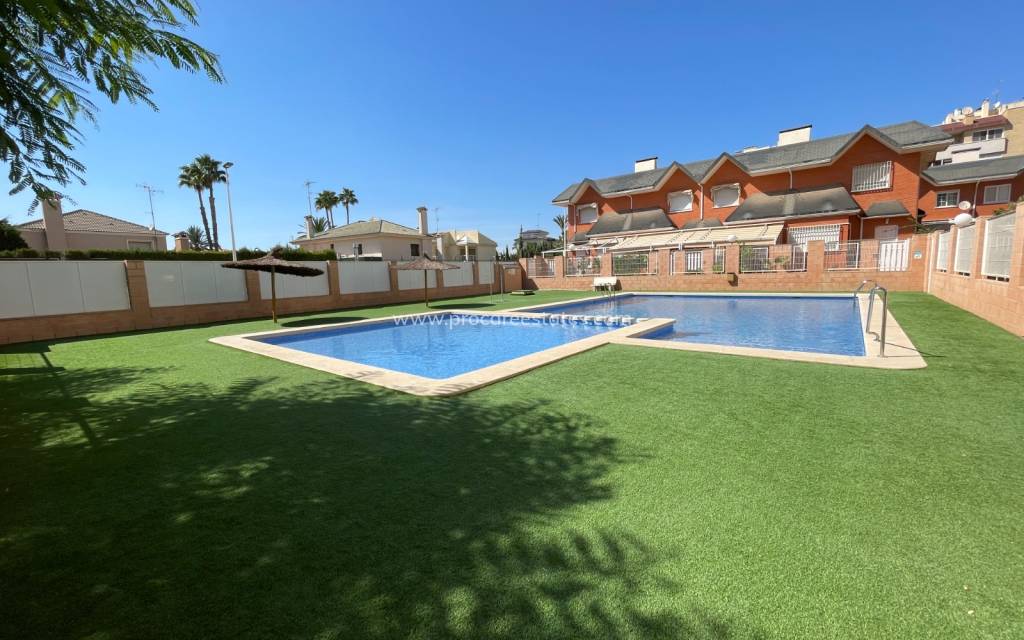 Reventa - Casa de pueblo - Elche - Centro