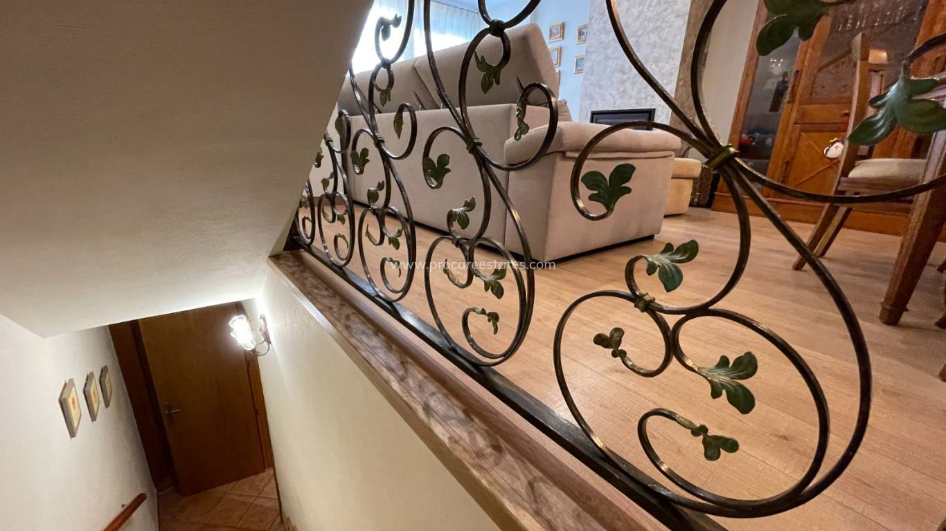 Reventa - Casa de pueblo - Elche - Centro