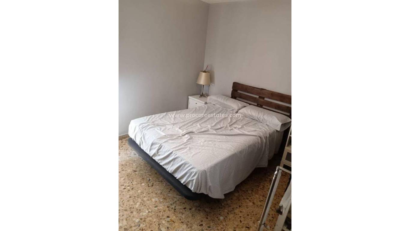 Reventa - Casa de pueblo - Finestrat - Alicante