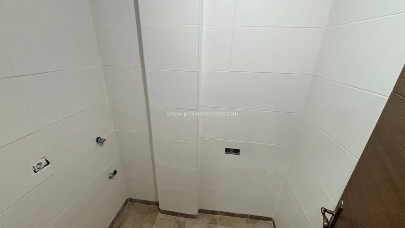 Reventa - Casa de pueblo - Guardamar del Segura - Urbanizaciones