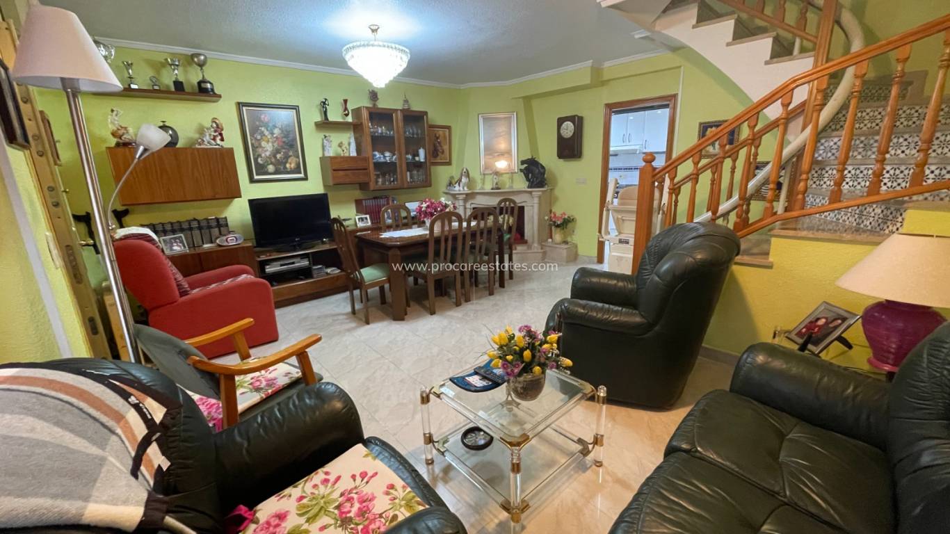 Reventa - Casa de pueblo - Guardamar del Segura