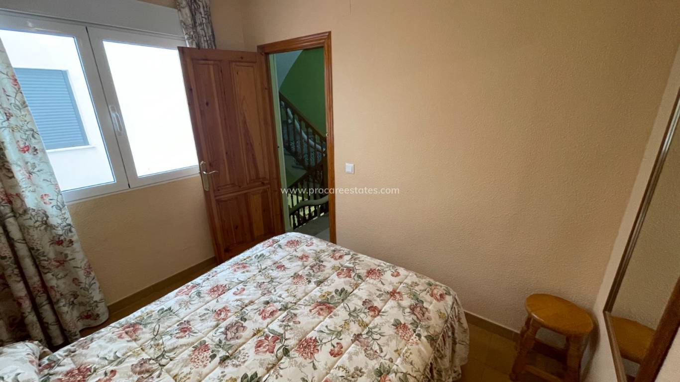 Reventa - Casa de pueblo - Guardamar del Segura