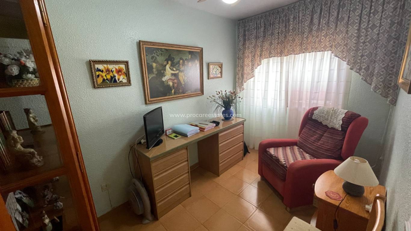 Reventa - Casa de pueblo - Guardamar del Segura