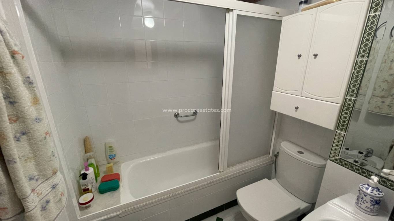 Reventa - Casa de pueblo - Guardamar del Segura