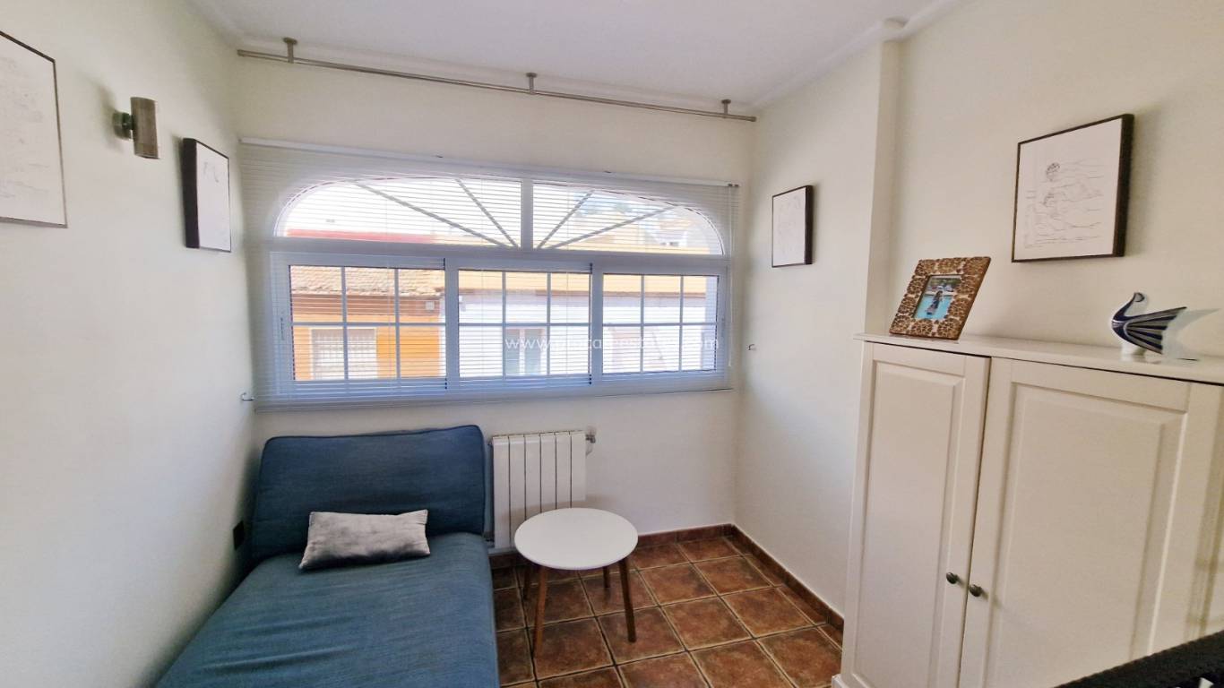 Reventa - Casa de pueblo - Guardamar del Segura