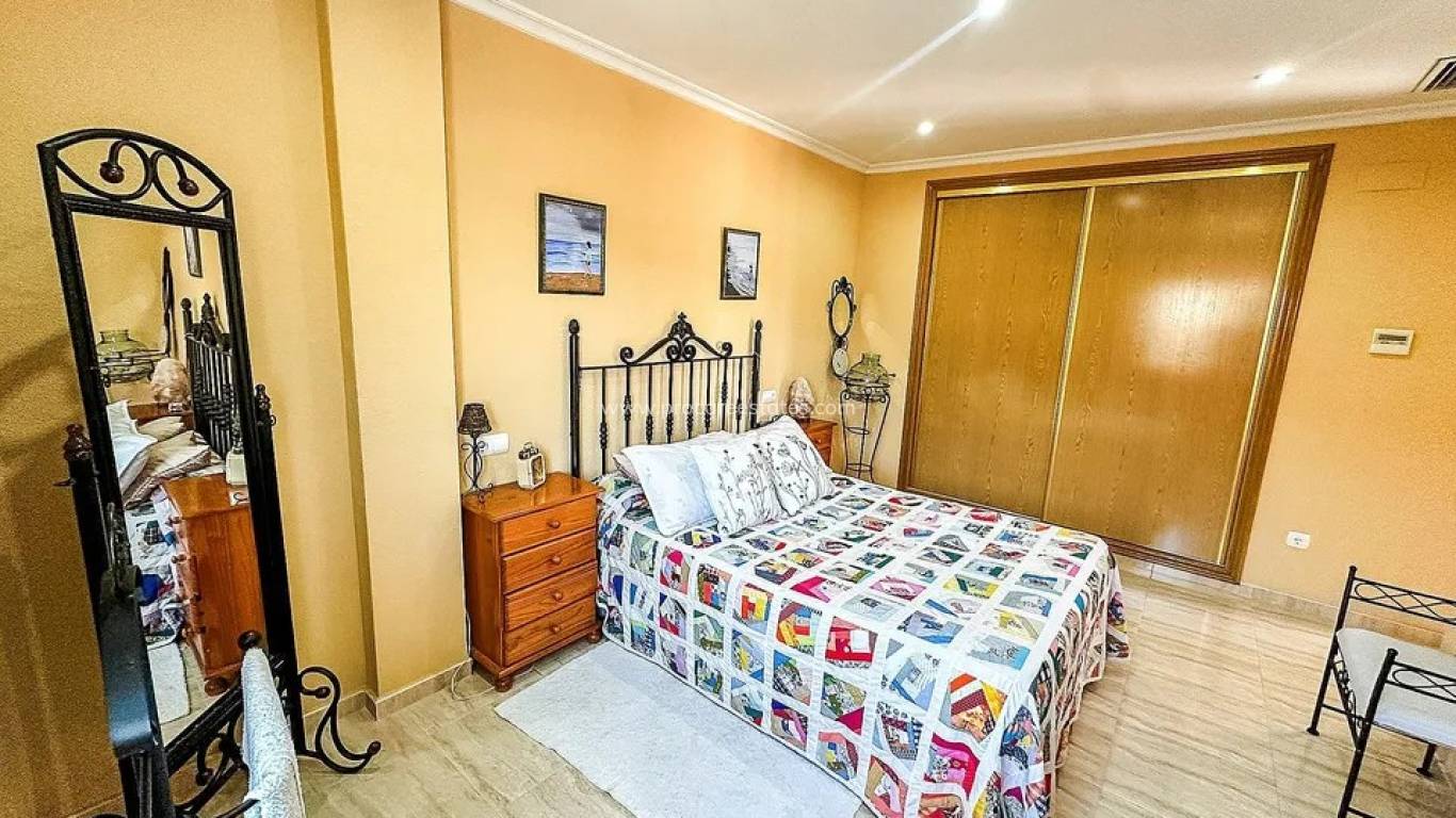 Reventa - Casa de pueblo - Hondon De Los Frailes