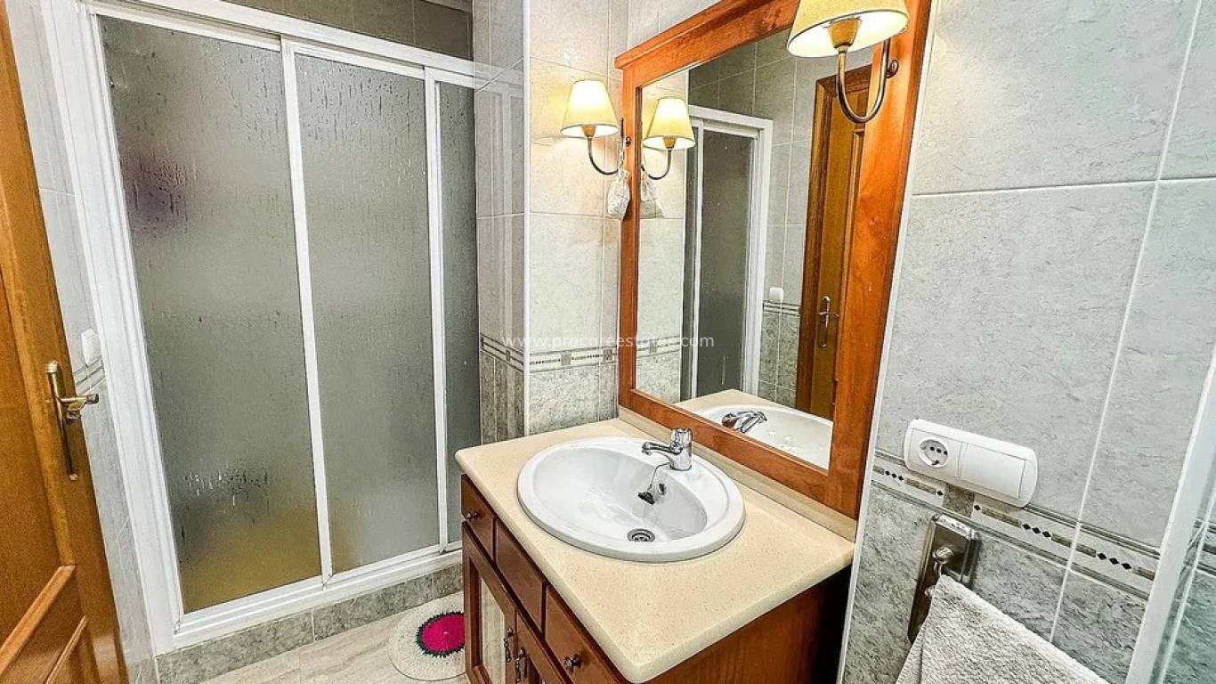 Reventa - Casa de pueblo - Hondon De Los Frailes