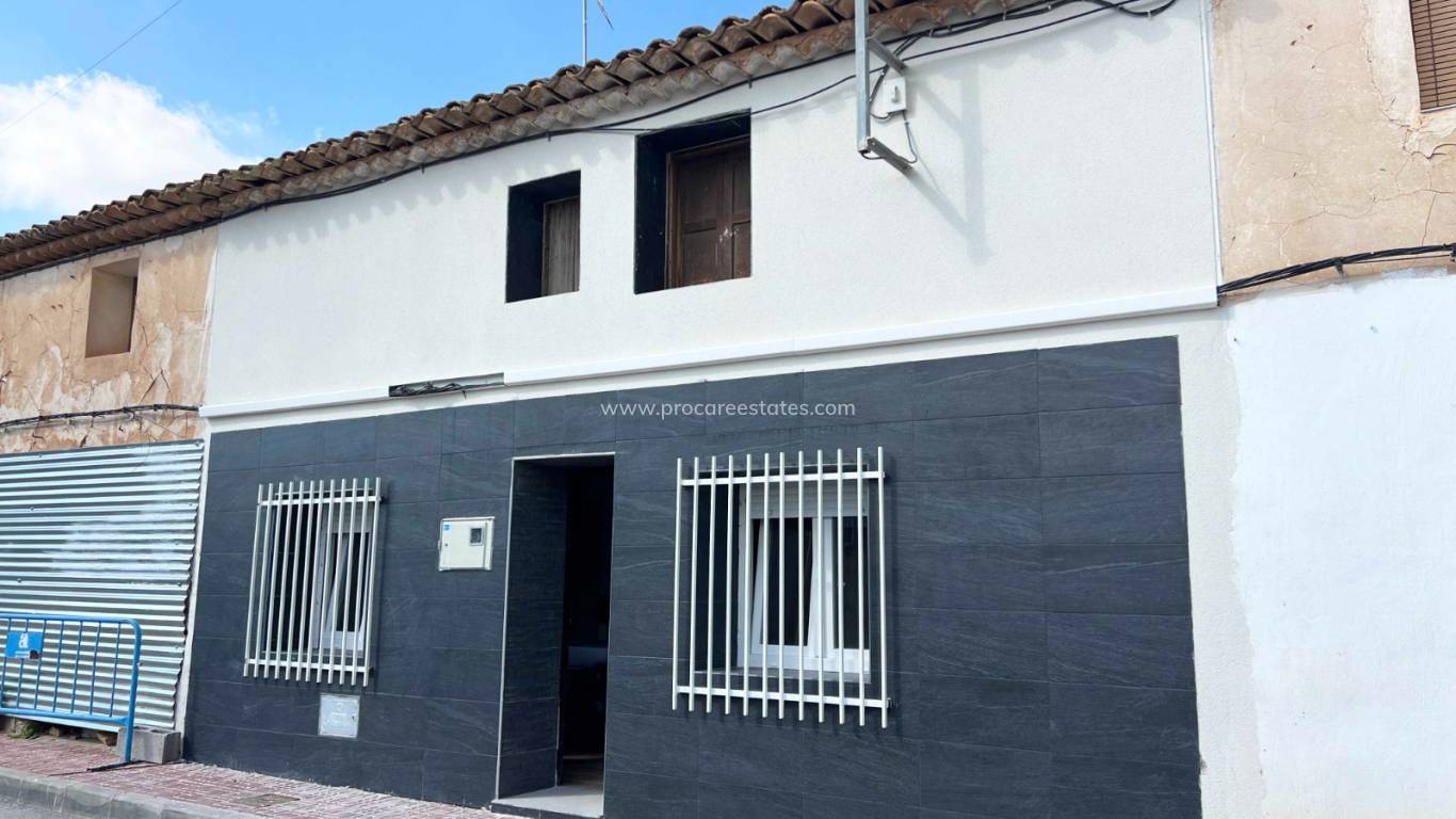 Reventa - Casa de pueblo - Hondon De Los Frailes