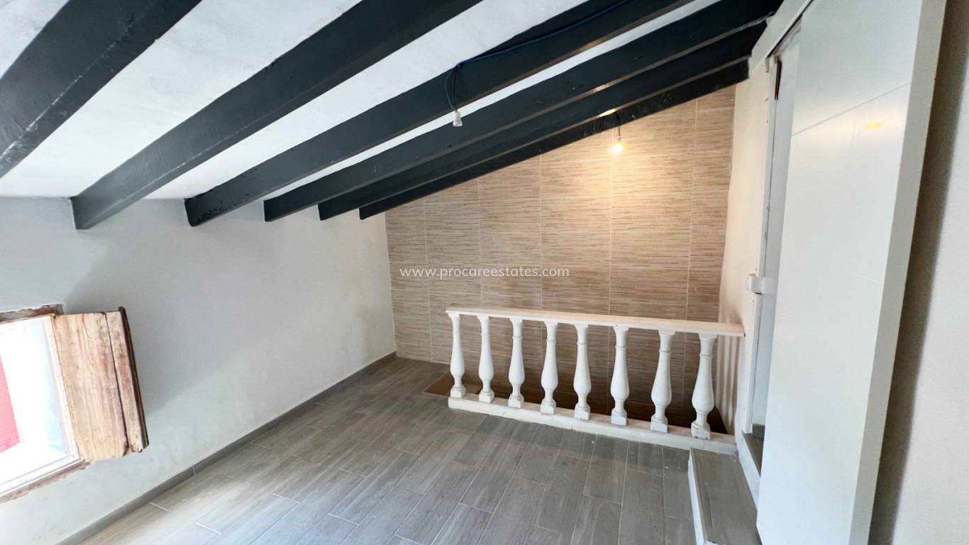 Reventa - Casa de pueblo - Hondon De Los Frailes