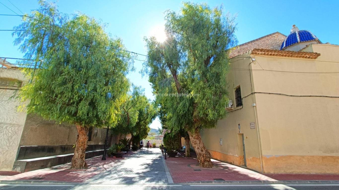 Reventa - Casa de pueblo - Hondon De Los Frailes