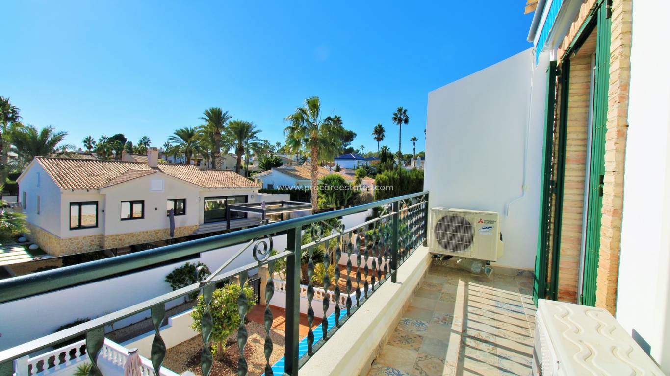 Reventa - Casa de pueblo - Orihuela Costa - Las Violetas