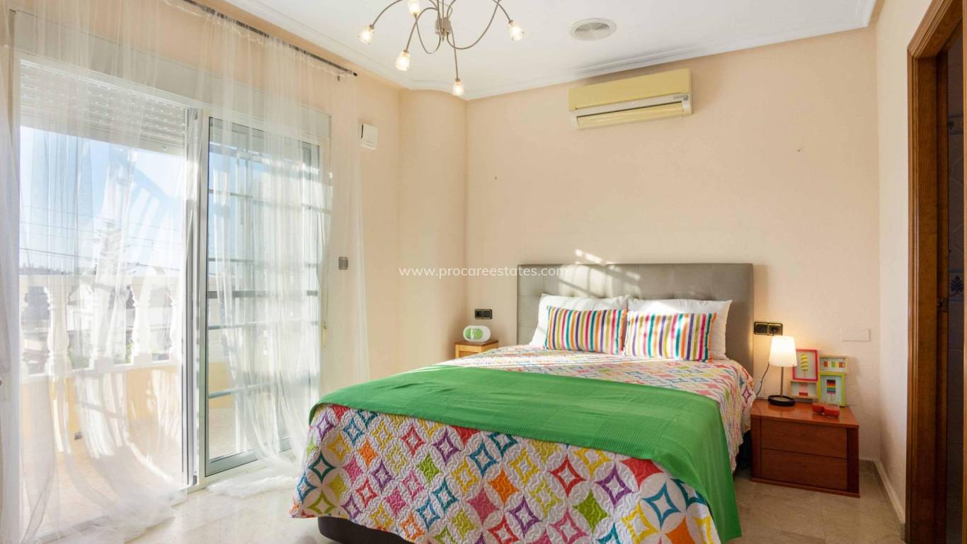 Reventa - Casa de pueblo - Orihuela Costa - Los Almendros-La Florida