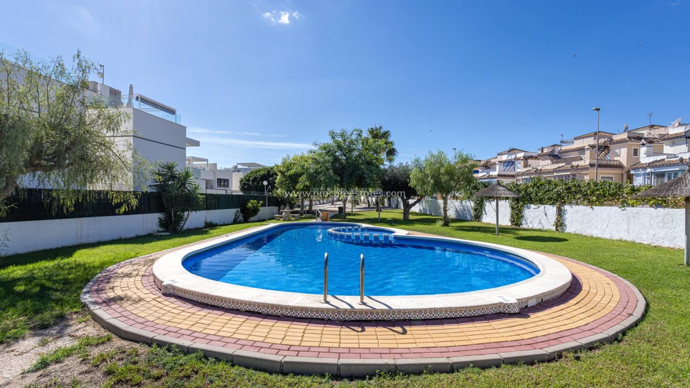 Reventa - Casa de pueblo - Orihuela Costa - Villamartin