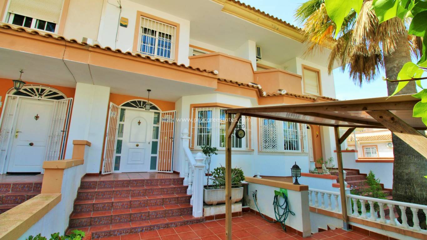 Reventa - Casa de pueblo - Orihuela Costa - Villamartin