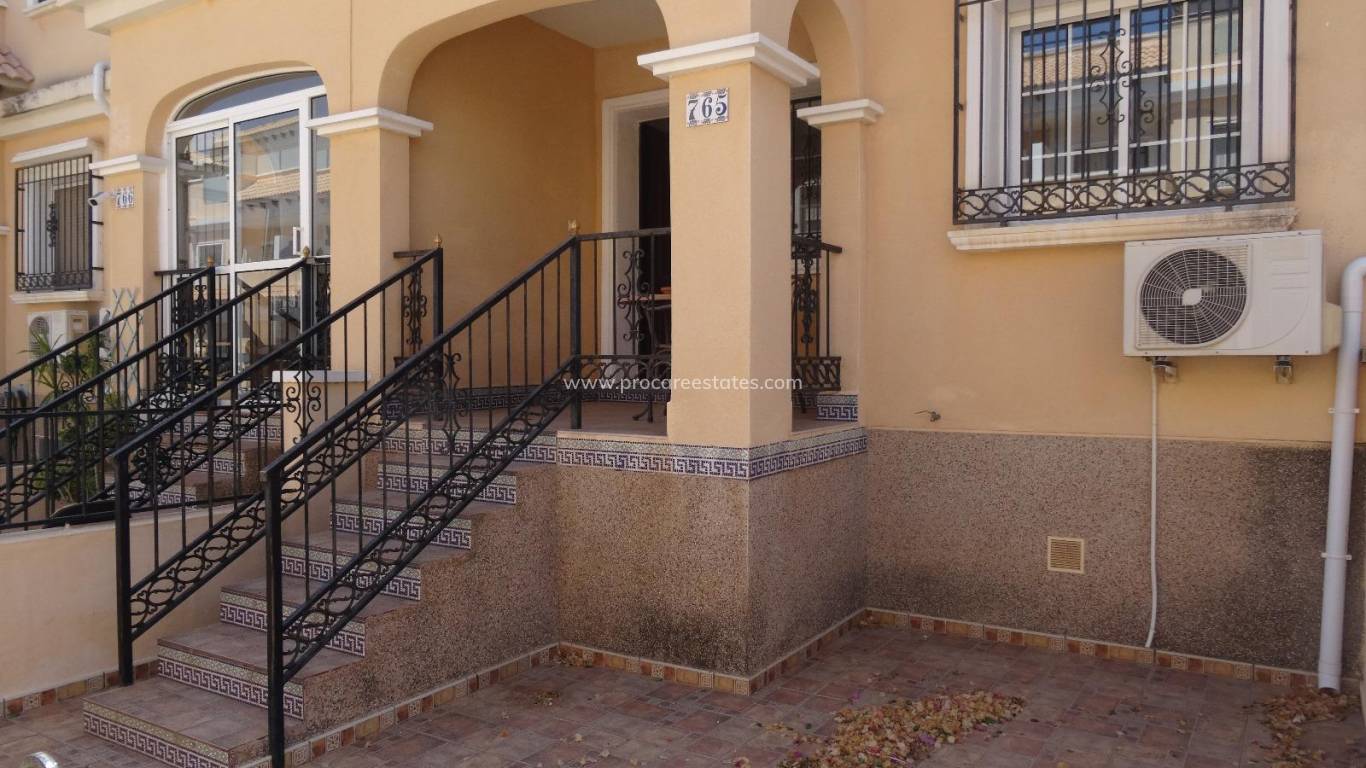 Reventa - Casa de pueblo - Orihuela Costa - Villamartin