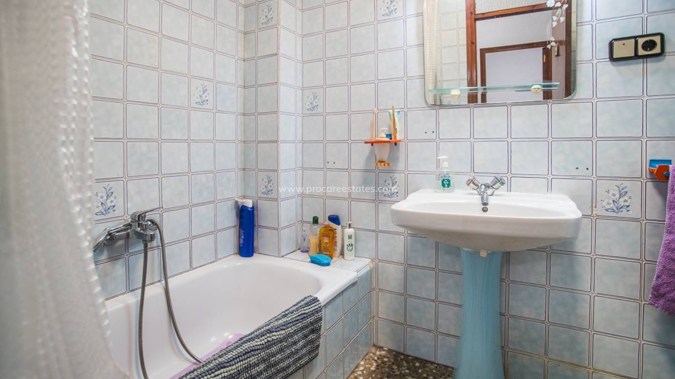 Reventa - Casa de pueblo - Orihuela - Redovan