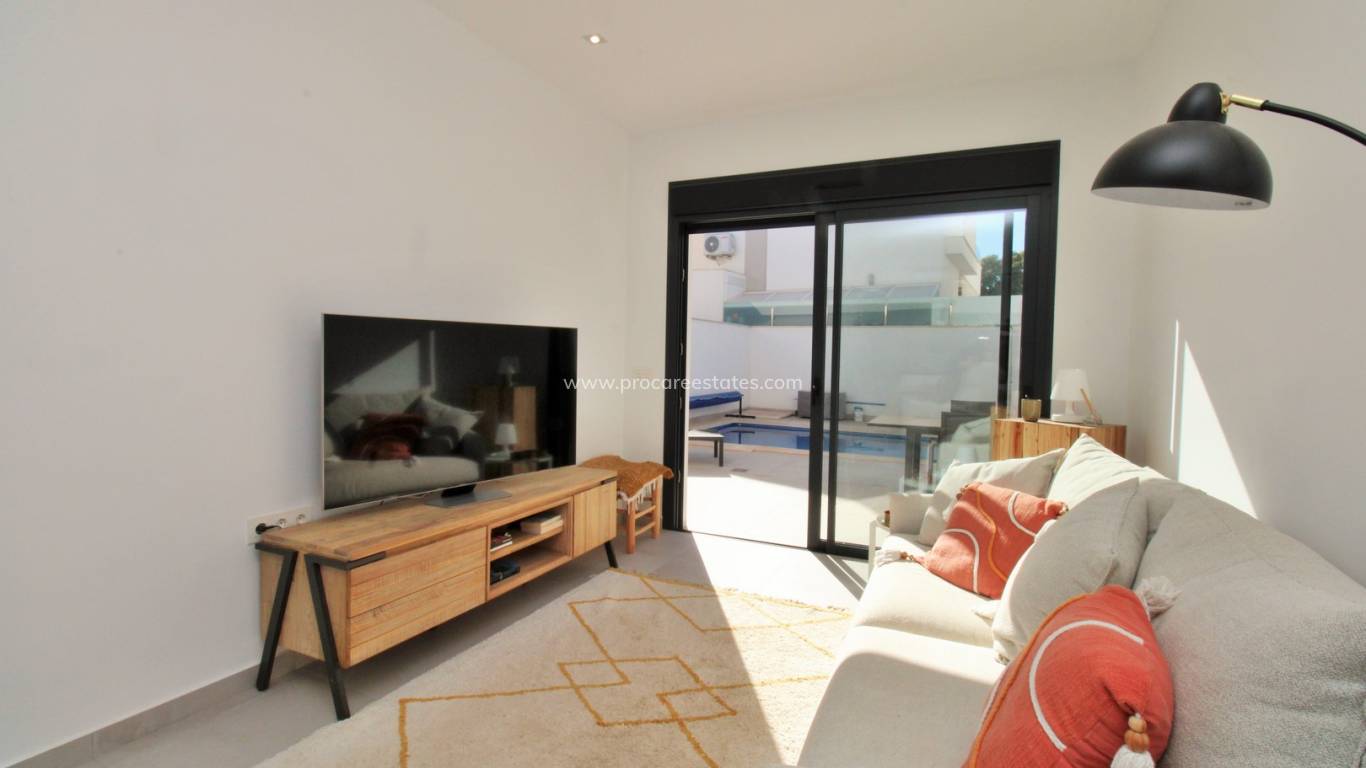 Reventa - Casa de pueblo - Pilar de la Horadada