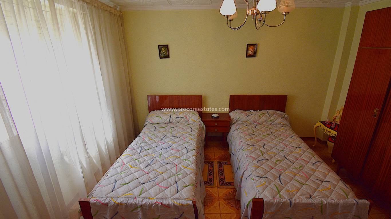 Reventa - Casa de pueblo - Rojales