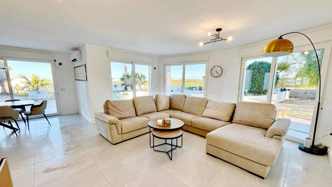 Reventa - Casa de pueblo - San Miguel de Salinas - Pueblo 9