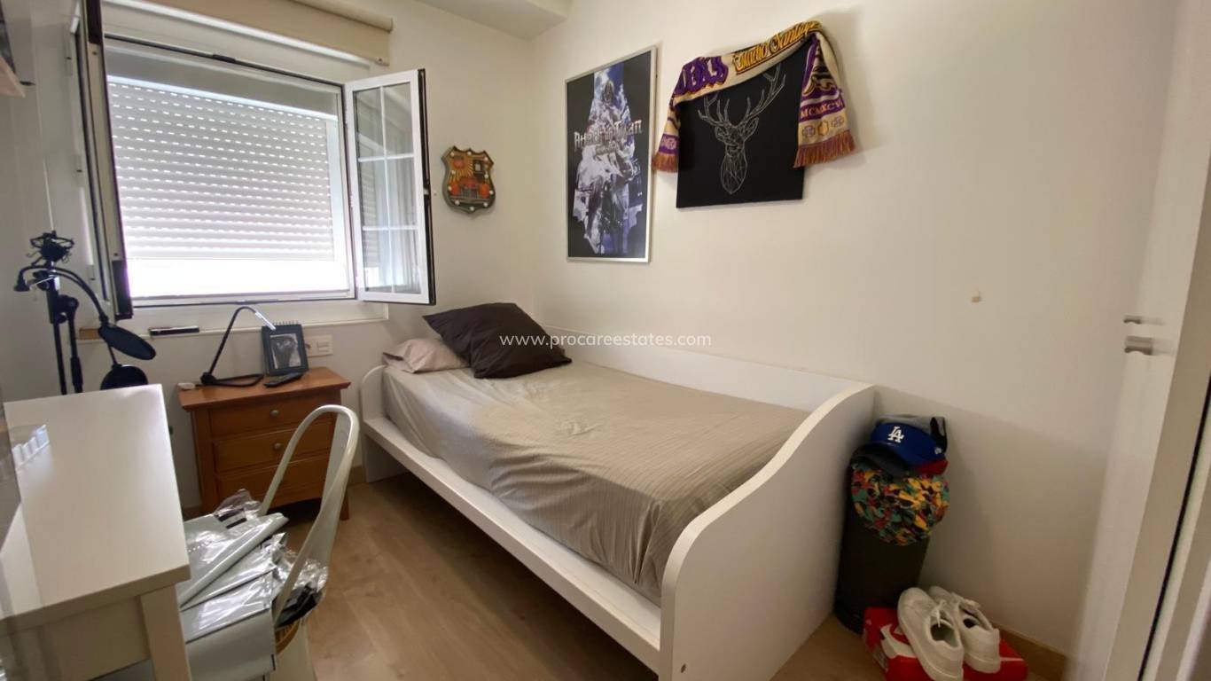 Reventa - Casa de pueblo - Torrevieja - Acequion