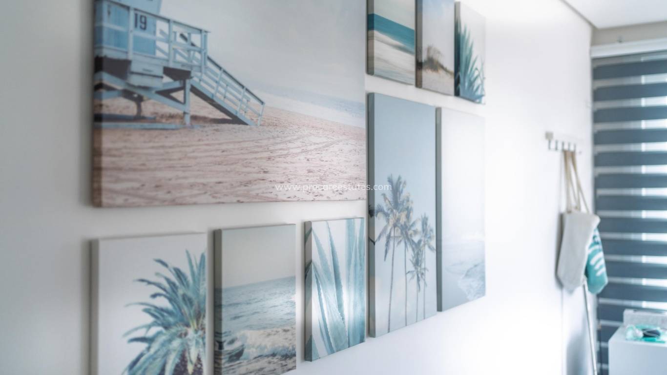 Reventa - Casa de pueblo - Torrevieja - Aguas Nuevas