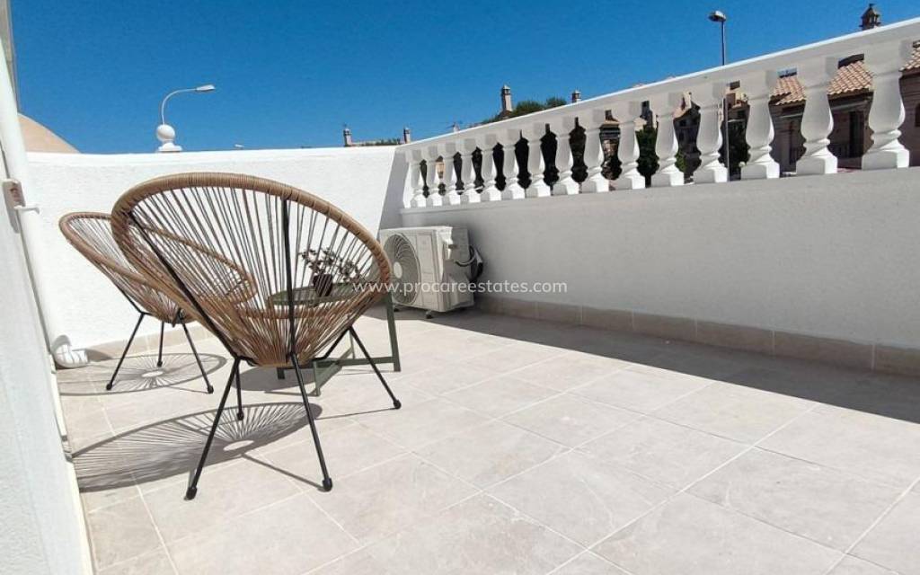 Reventa - Casa de pueblo - Torrevieja - Cabo Cervera