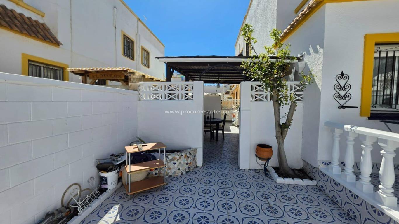 Reventa - Casa de pueblo - Torrevieja - Carrefour Area
