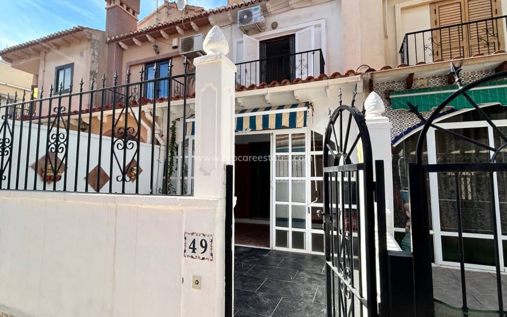 Reventa - Casa de pueblo - Torrevieja - El Chaparral
