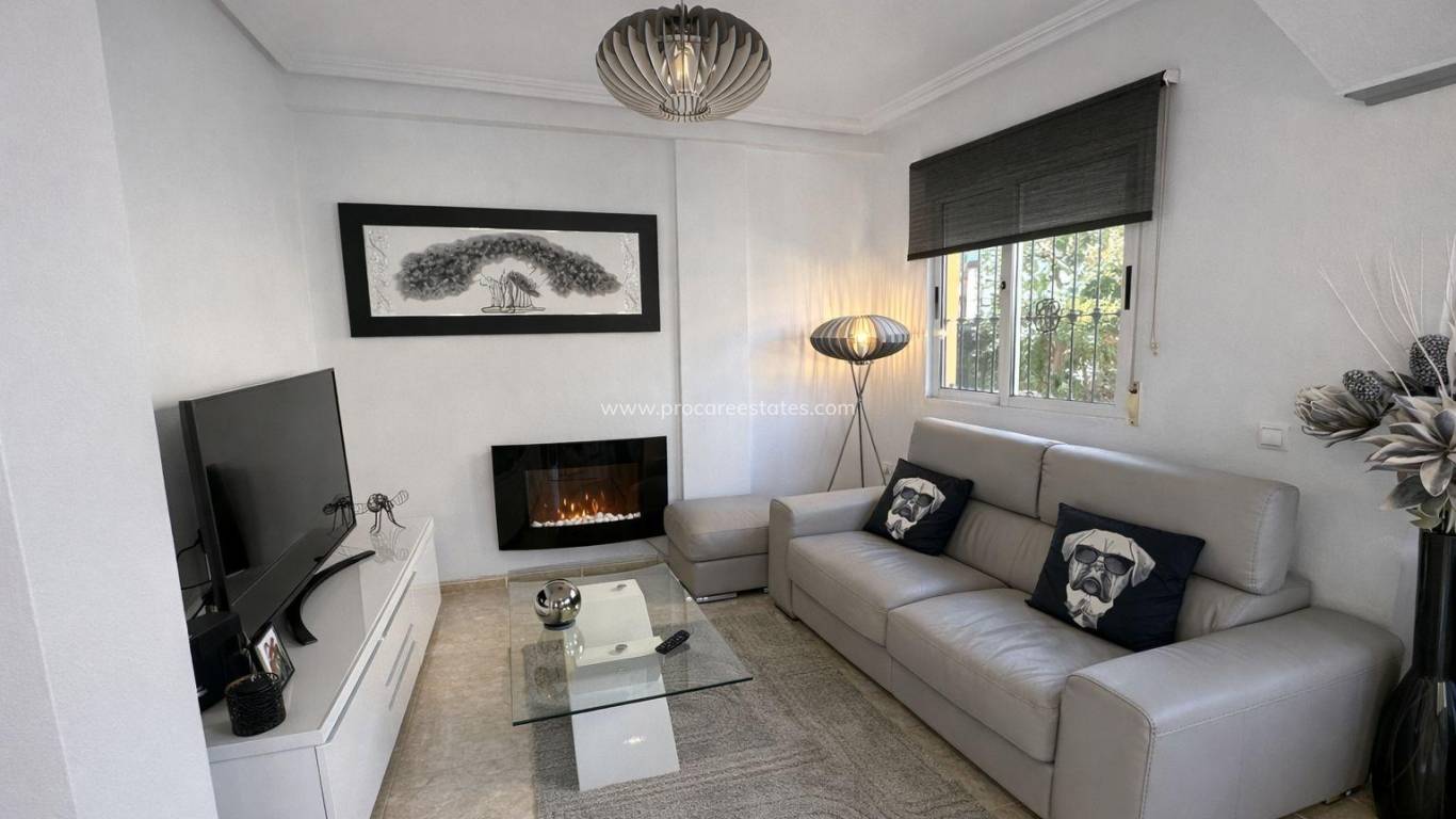 Reventa - Casa de pueblo - Torrevieja - La Siesta - El Salado - Torreta