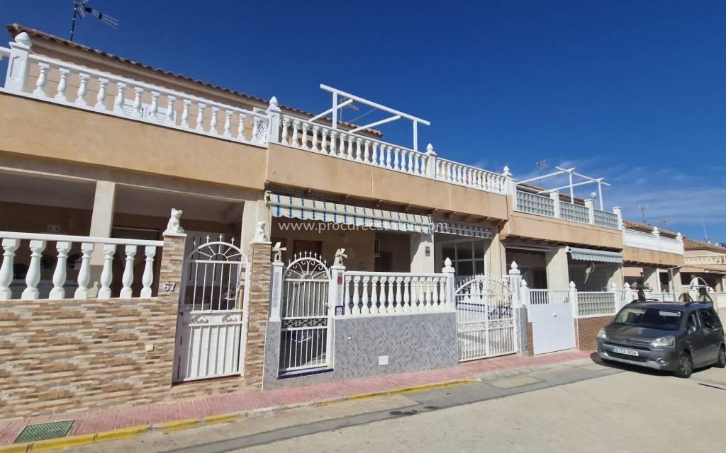 Reventa - Casa de pueblo - Torrevieja - La Siesta - San Luis
