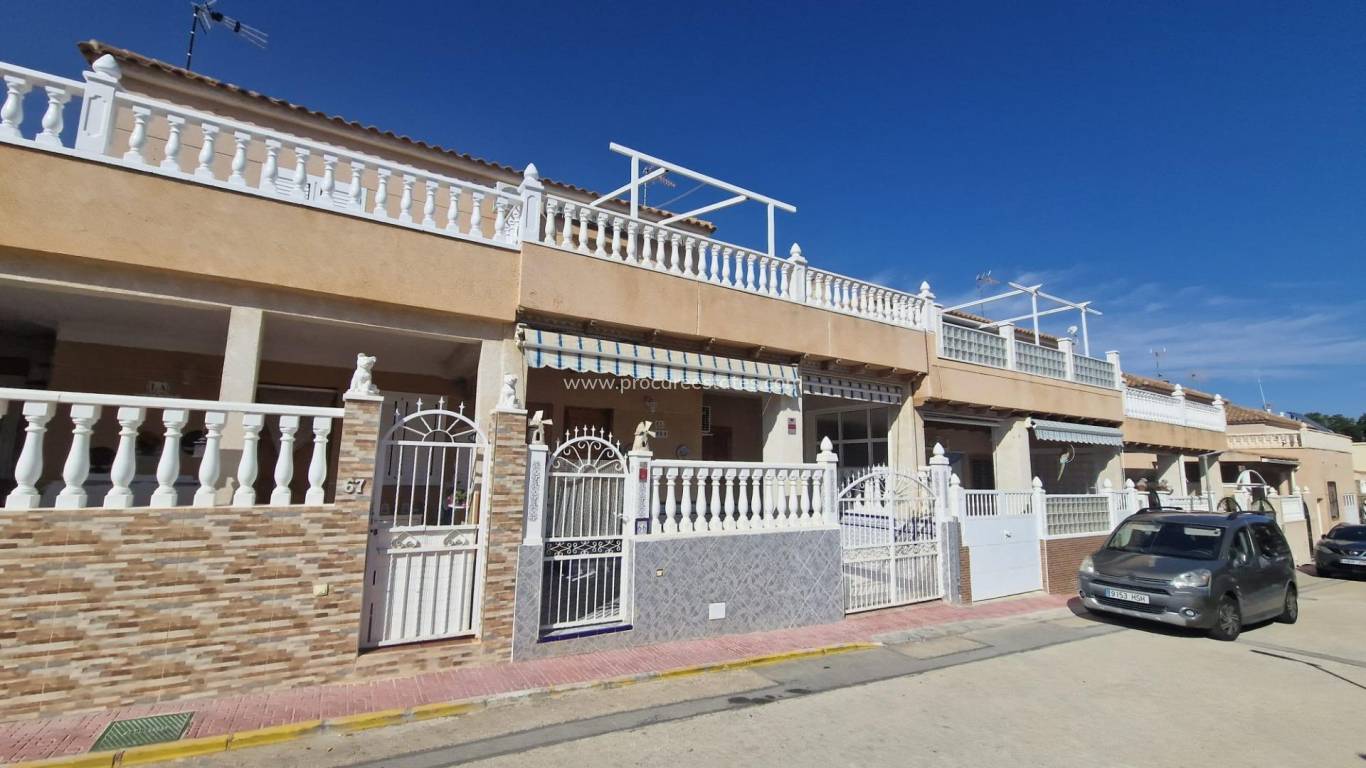 Reventa - Casa de pueblo - Torrevieja - La Siesta - San Luis