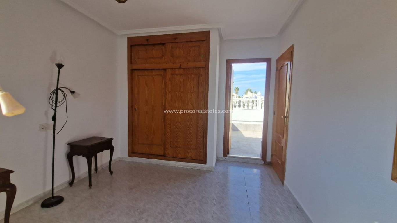 Reventa - Casa de pueblo - Torrevieja - La Siesta - San Luis