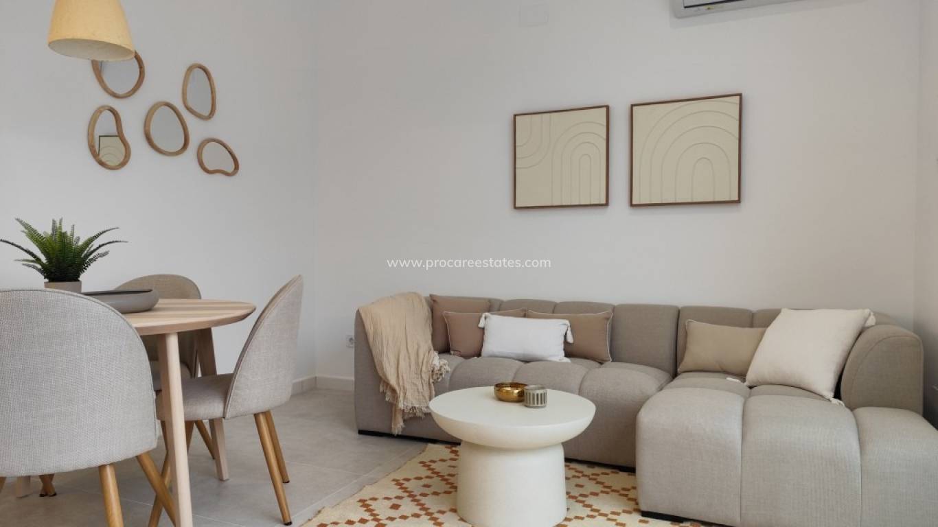 Reventa - Casa de pueblo - Torrevieja - La Siesta - San Luis