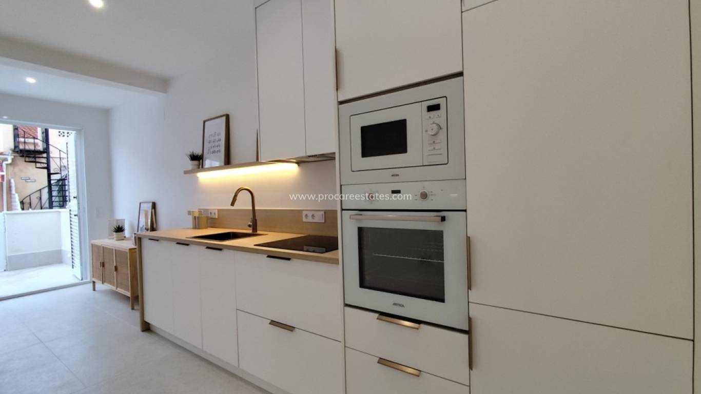 Reventa - Casa de pueblo - Torrevieja - La Siesta - San Luis