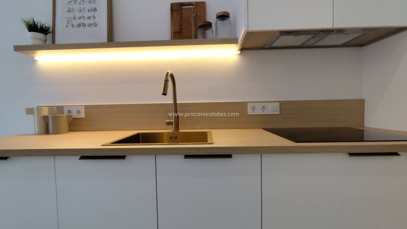 Reventa - Casa de pueblo - Torrevieja - La Siesta - San Luis