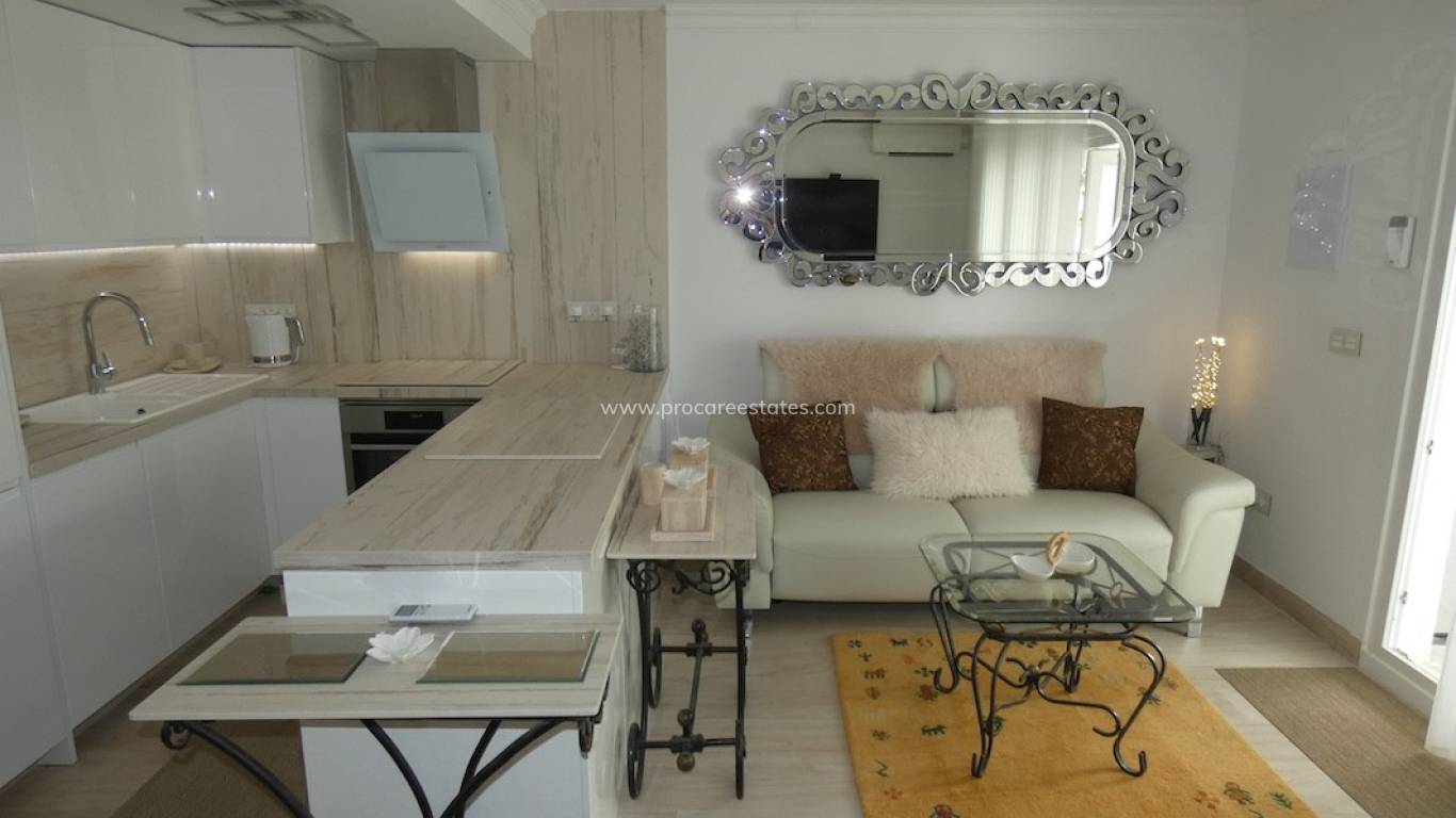 Reventa - Casa de pueblo - Torrevieja - Lago Jardin