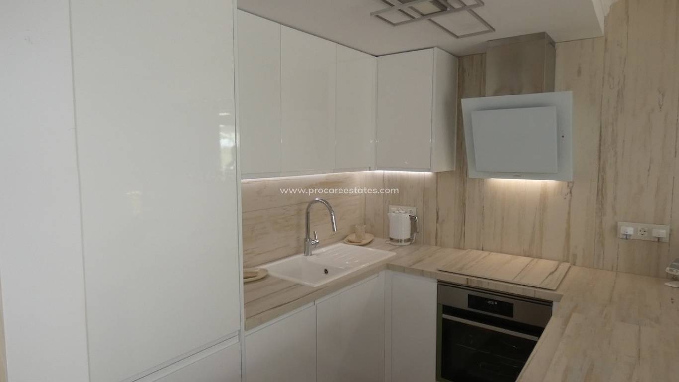 Reventa - Casa de pueblo - Torrevieja - Lago Jardin