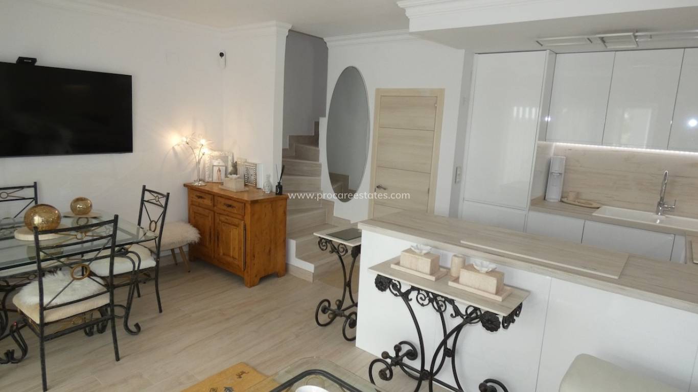 Reventa - Casa de pueblo - Torrevieja - Lago Jardin