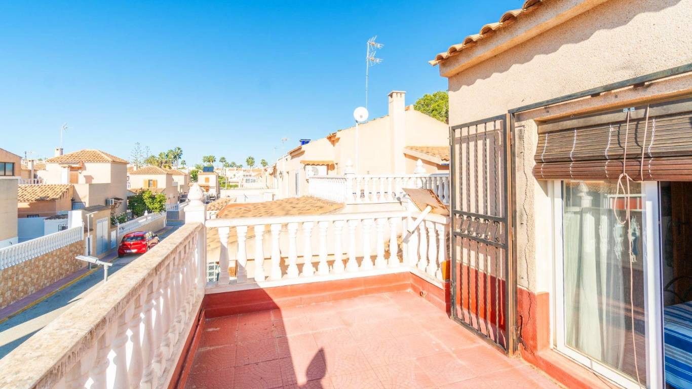 Reventa - Casa de pueblo - Torrevieja - Los Balcones - Los Altos del Edén