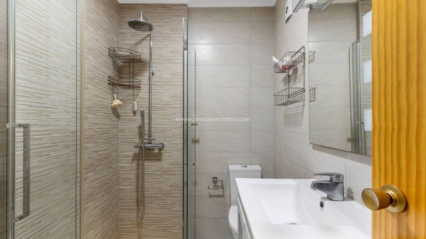 Reventa - Casa de pueblo - Torrevieja - Los Europeos