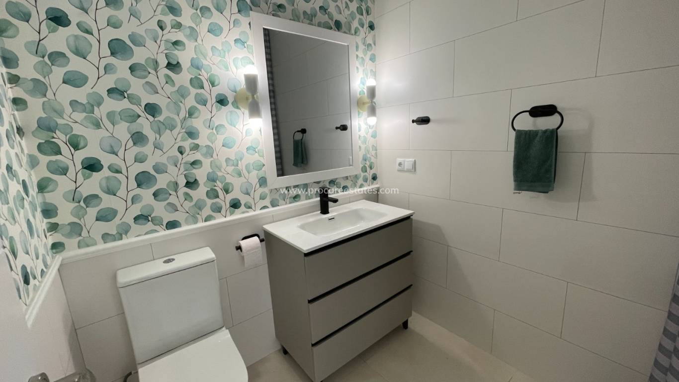 Reventa - Casa de pueblo - Torrevieja - Torretas